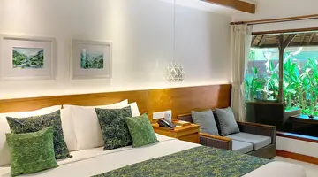 Legian Beach Hotel