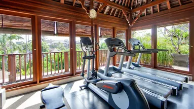 Legian Beach Hotel