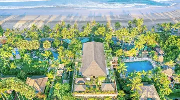 Legian Beach Hotel