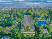 Legian Beach Hotel