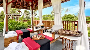Legian Beach Hotel