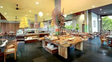 Legian Beach Hotel