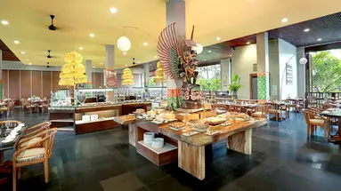 Legian Beach Hotel
