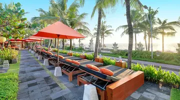 Legian Beach Hotel