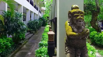 Legian Paradiso Hotel