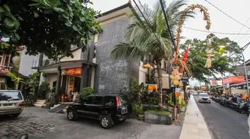 Legian Village Hotel