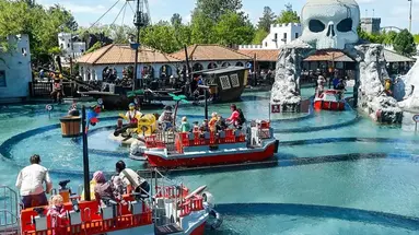 Legoland + Lego House