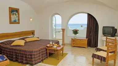 Lella Baya & Thalasso
