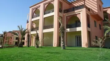 Lella Meriam Hotel & Club