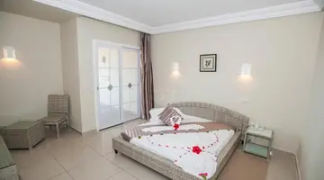 Lella Meriam Hotel & Club