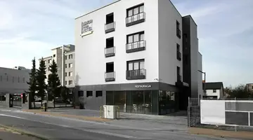 Lemon Plaza Hotel