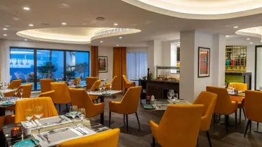 Leonardo Crystal Cove Hotel