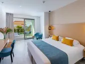 Leonardo Crystal Cove Hotel