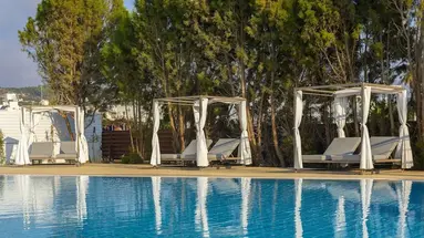 Leonardo Crystal Cove & Spa by the sea -