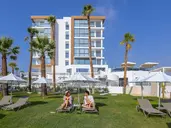 Leonardo Crystal Cove & Spa by the sea -
