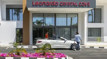 Leonardo Crystal Cove & Spa by the sea -