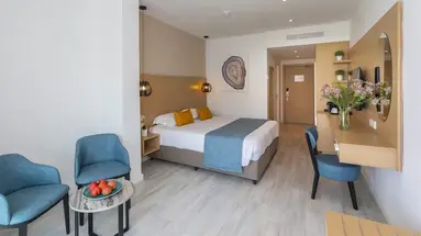Leonardo Crystal Cove & Spa by the sea -