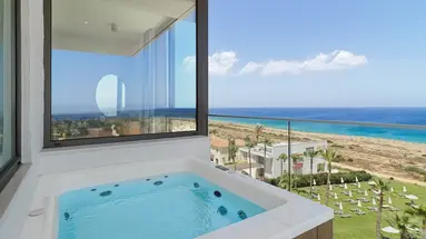 Leonardo Crystal Cove & Spa by the sea -