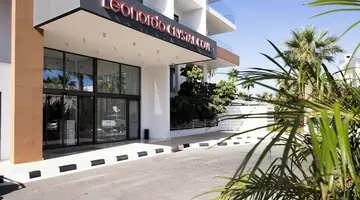 Leonardo Crystal Cove & Spa by the sea -
