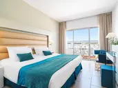 Leonardo Cypria Bay