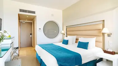 Leonardo Cypria Bay