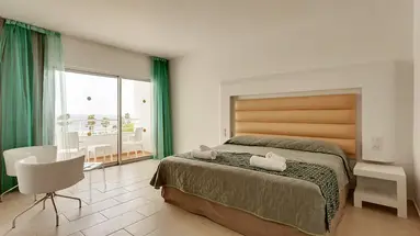 Leonardo Cypria Bay