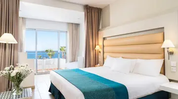 Leonardo Cypria Bay