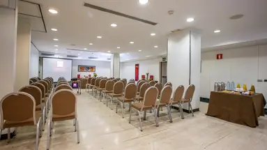 Leonardo Hotel Madrid City Center