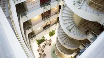 Leonardo Hotel