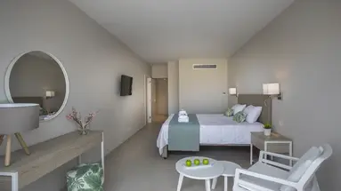 Leonardo Laura Beach & Splash Resort