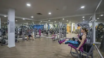 Leonardo Plaza Cypria Maris Beach Hotel and Spa