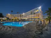 Leonardo Plaza Cypria Maris Beach Hotel and Spa