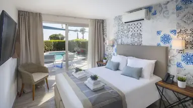Leonardo Plaza Cypria Maris Beach Hotelc& Spa