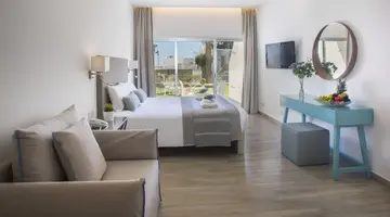 Leonardo Plaza Cypria Maris Beach Hotelc& Spa