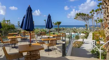 Leonardo Plaza Cypria Maris Beach Hotelc& Spa