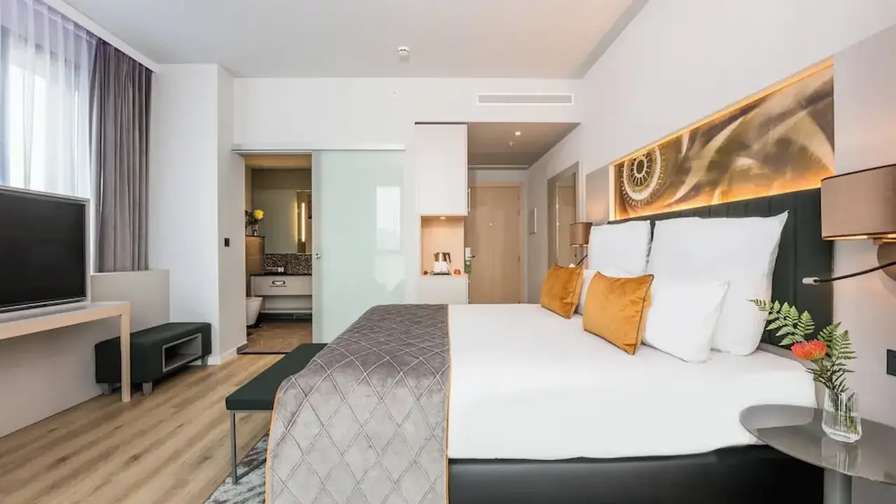 Leonardo Royal Hotel Barcelona Fira