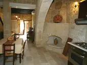 Leonidas Village Houses