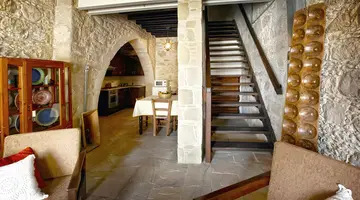 Leonidas Village Houses