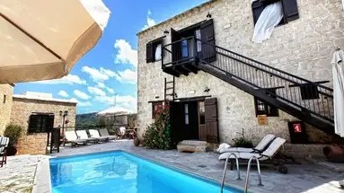 Leonidas Village Houses