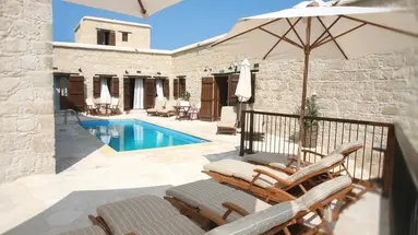 Leonidas Village Houses