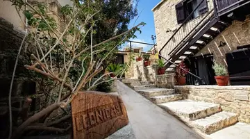 Leonidas Village Houses