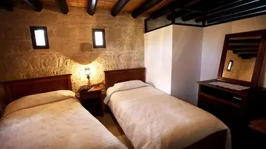 Leonidas Village Houses