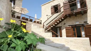 Leonidas Village Houses