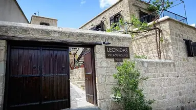 Leonidas Village Houses