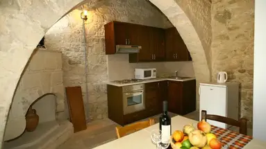 Leonidas Village Houses
