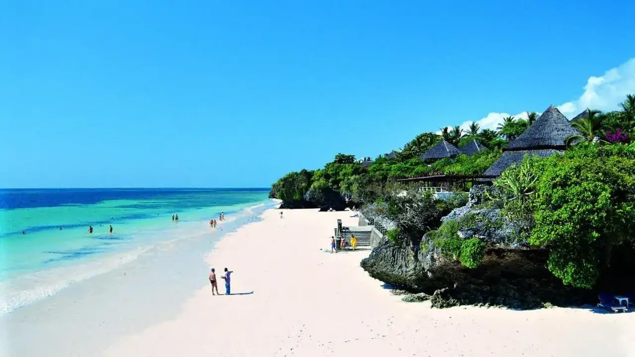 LEOPARD BEACH RESORT & SPA