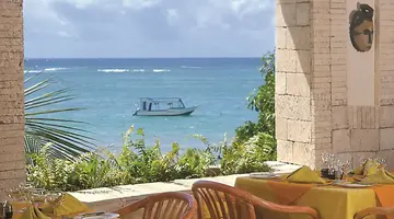 Leopard Beach Resort & Spa