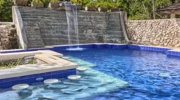 Leopard Beach Resort & Spa