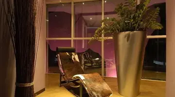 Les Fleurs Boutique Hotel