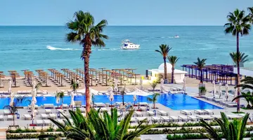 Les Orangers Garden Villa & Bungalows